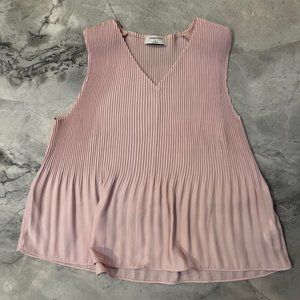 Babaton for Artizia sleeveless blouse